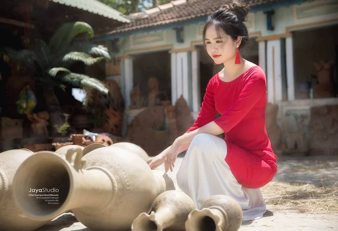 Làng gốm Bàu Trúc Ninh Thuận – Ấn tượng kỹ thuật làm gốm bằng tay -