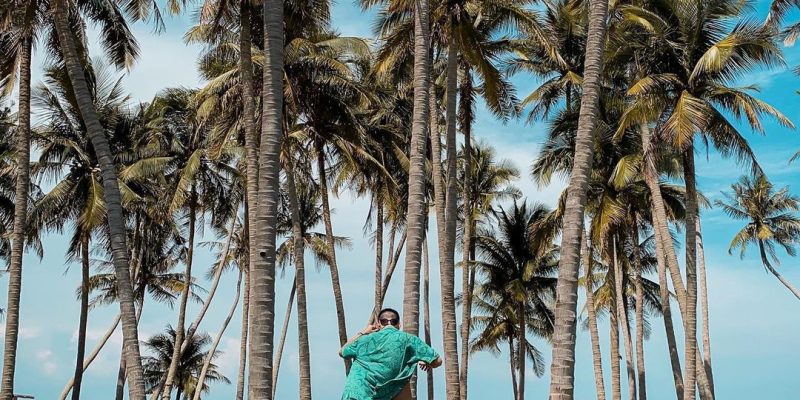 Bãi Rạng được nhiều bạn trẻ ưu ái check-in