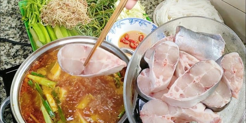 Lẩu cá khi tới Phan Thiết bạn không thể bỏ lỡ