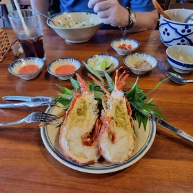 nhà hàng hải sản Vĩnh Hy