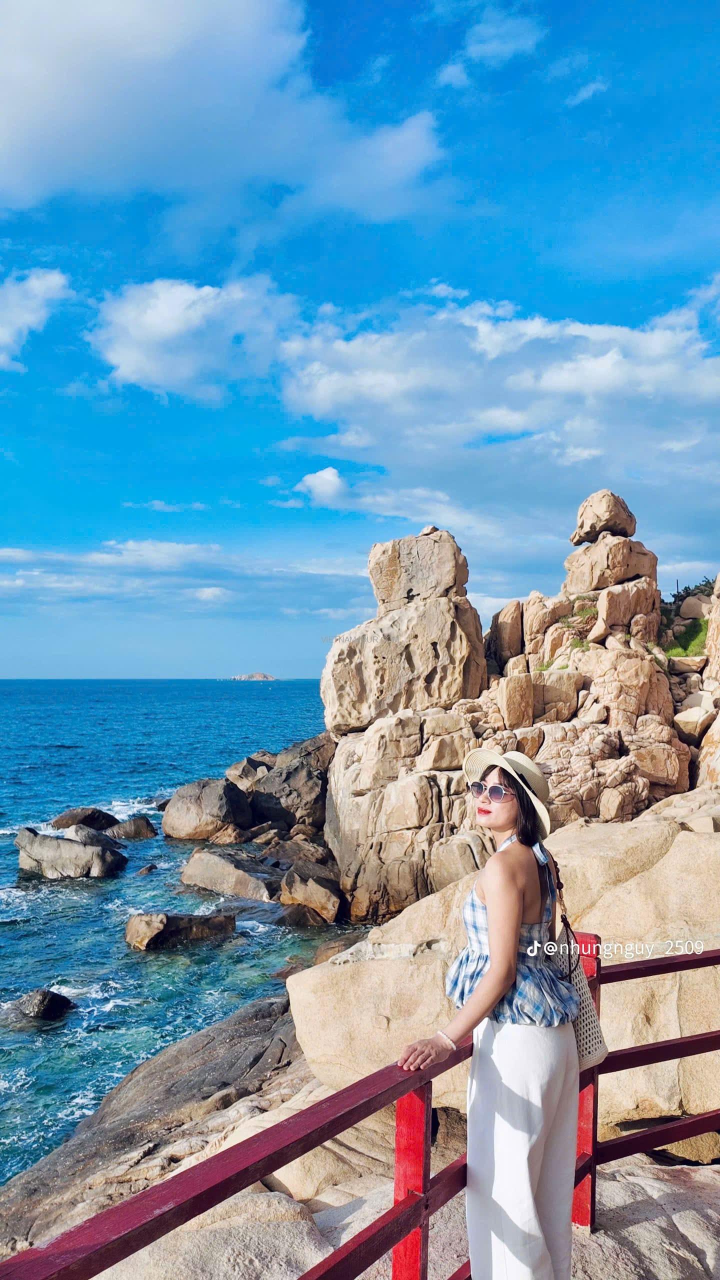 bạn đã đến Hang Rái chưa? bạn đã đến Hang Rái chưa?