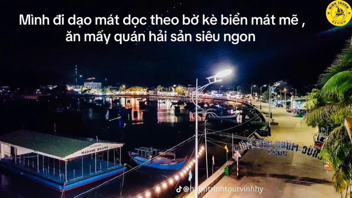 toàn cảnh khu dạo mát bờ kè Vĩnh Hy toàn cảnh khu dạo mát bờ kè Vĩnh Hy